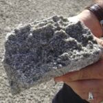 پرلیت خام کلوخه – مناسب عایق‌سازی و کشاورزی