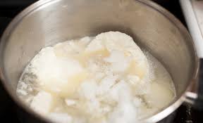 روغن خالص گوسفندی خام – کیفیت ممتاز، تهیه روزانه