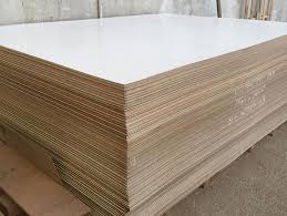 تخته MDF خام سفید ویژه تولید مبلمان و سازه‌های صنعتی سبک